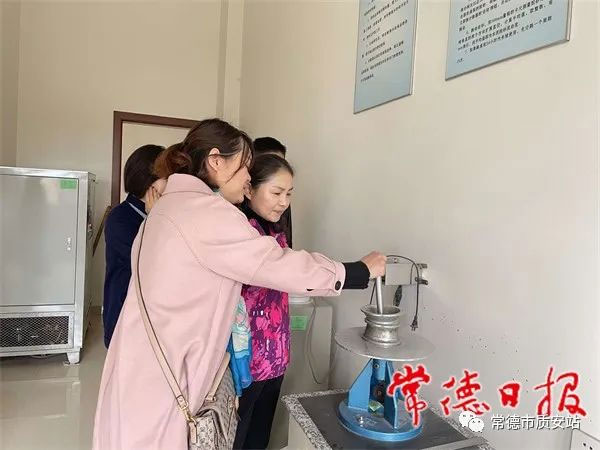 常德市采取“雙隨機、一公開”，抽檢22家預拌砼、預拌砂漿生產(chǎn)企業(yè)